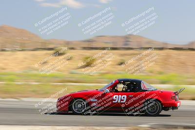 media/May-14-2023-Speed Ventures (Sun) [[8a95a37b3a]]/Red/skid pad/